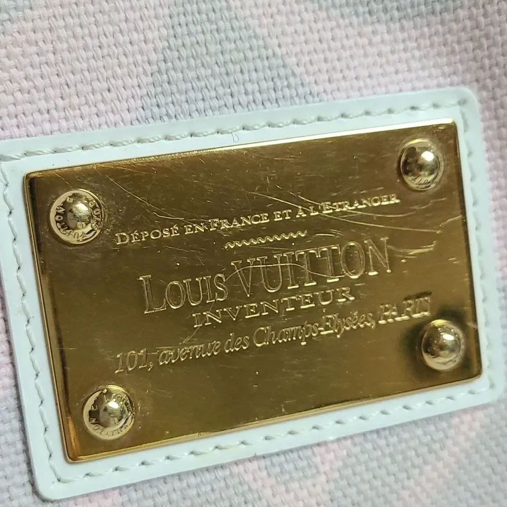 Louis Vuitton preloved louis